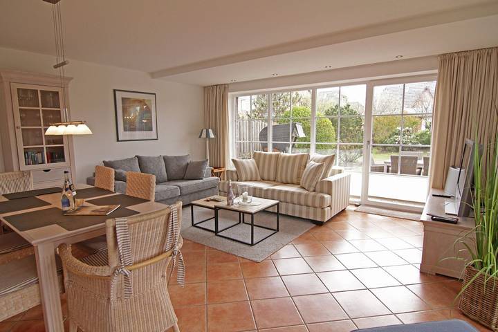 Ferienhaus für 6 Personen, mit Garten in Wenningstedt - 4