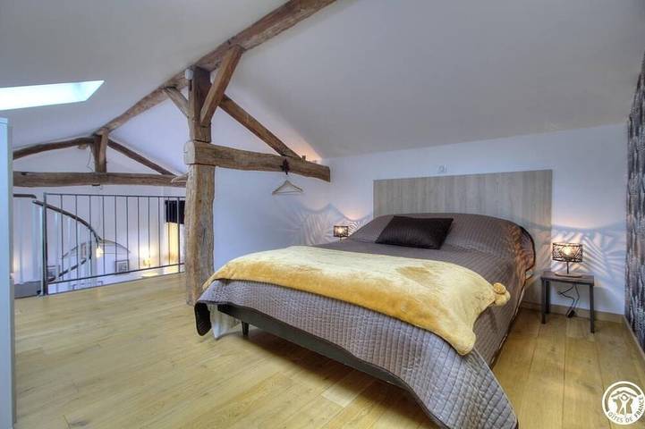 Location de vacances pour 3 personnes, avec jardin et piscine à Saint-Didier-sur-Chalaronne - 2