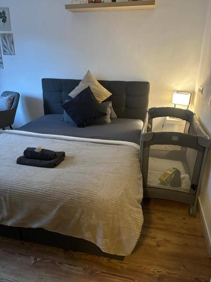 Ferienwohnung für 3 Personen, mit Balkon und Terrasse sowie Ausblick in Birkenau - 3
