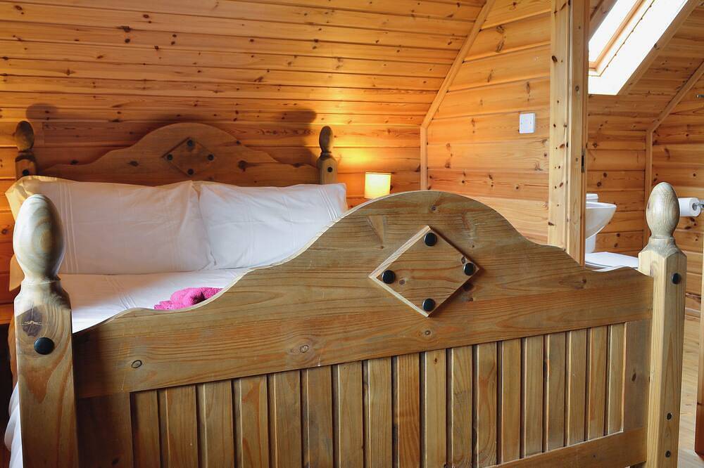 Sun Rise Lodge No 10 in Llanbedr, Snowdonia