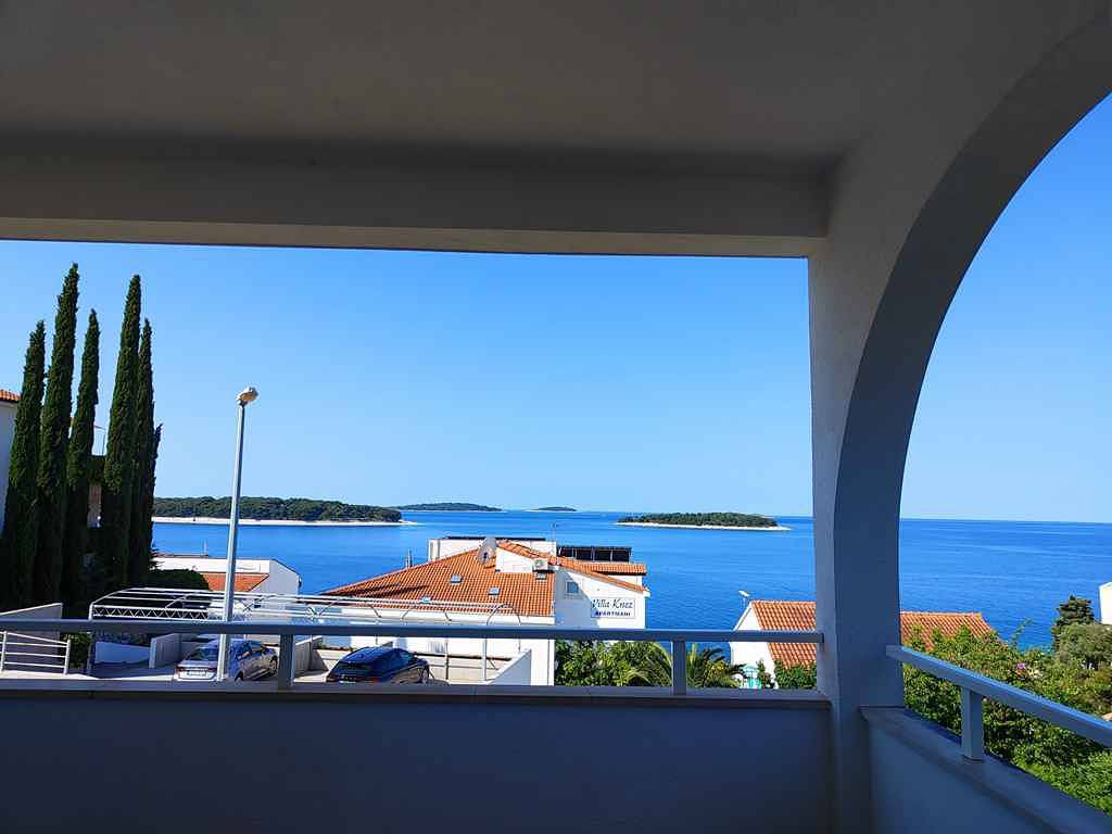 Ganze Ferienwohnung, Ferienwohnung mit Balkon und Meerblick  in Primošten, Šibenik-Knin