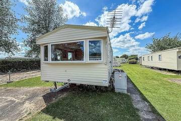 Glamping for 8 People in Skegness, Lincolnshire, Photo 2