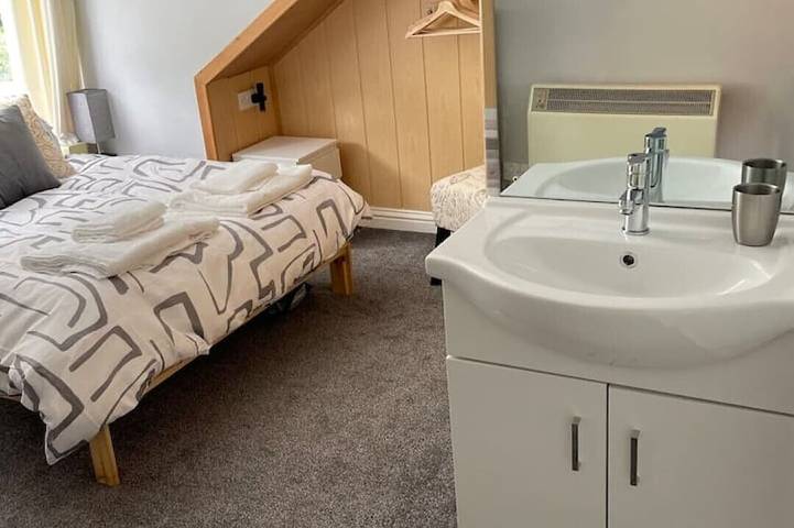 Geheel appartement, The Lookout, seafront, beachfront, stunning views in Millport, Firth Of Clyde