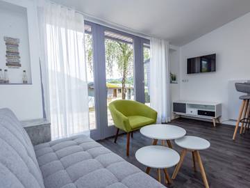 Bungalow voor 4 Personen in Waxweiler, Eifelkreis Bitburg-Prüm, Afbeelding 1