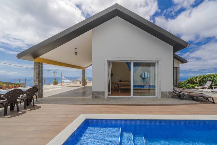 Villa para 4 pessoas, com terraço e piscina em Madeira