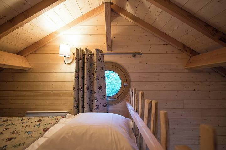 Luxuskabine Mit Spa In Bäumen in Montargis und Umgebung