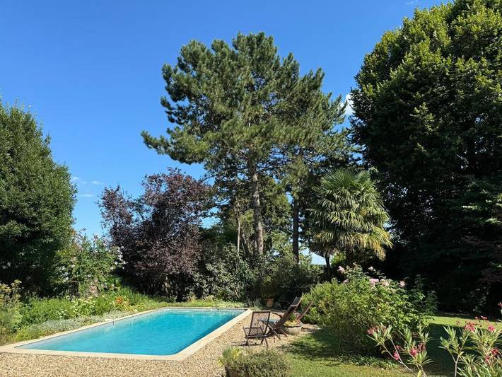 Chambre d’hôte pour 2 personnes, avec terrasse et jardin ainsi que piscine et vue dans Côte-d'Or - 2