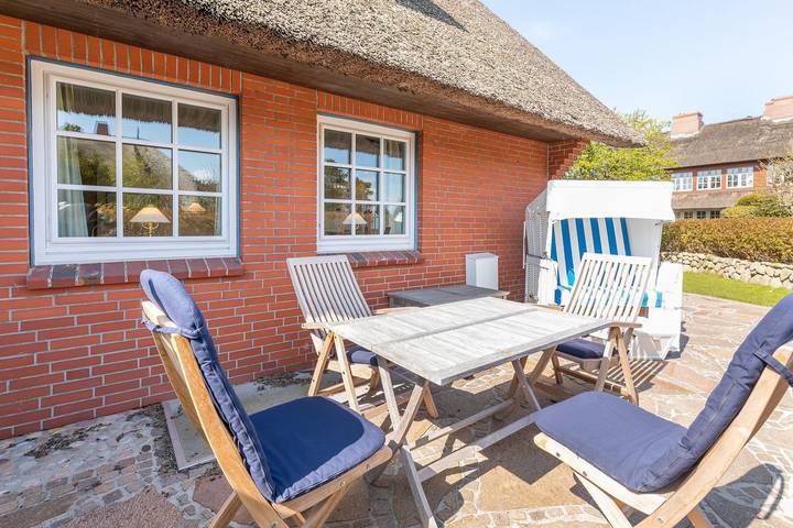 Ganze Wohnung, Rößler - reetgedecktes Objekt in ruhiger Lage unmittelbar am Wattenmeer in Keitum, Sylt (Gemeinde)