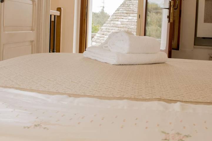 Trullo Panoramico- Micele Holiday Houses in Locorotondo, Province de Bari