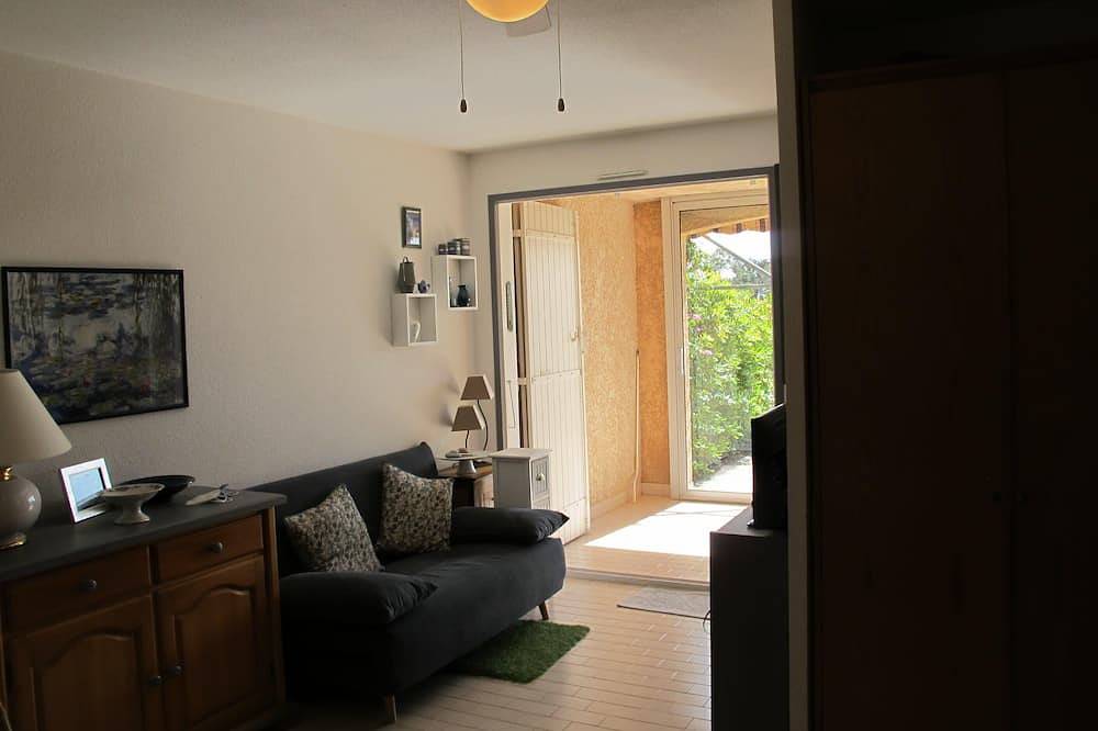 Geheel appartement, Beau studio cabine en rez de jardin dans résidence in Agay, Saint-Raphaël