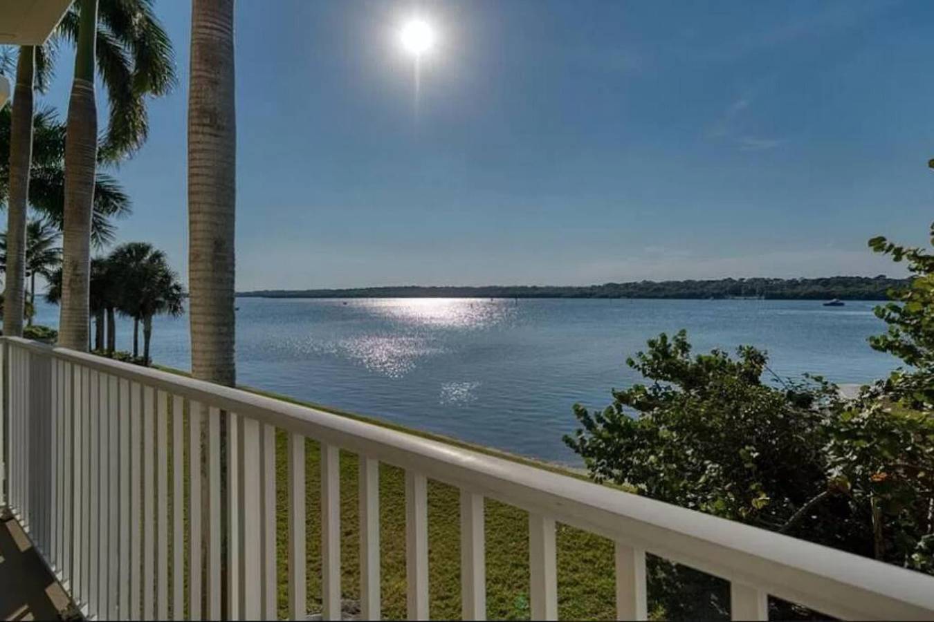Apartamento entero, The Bayview  a quaint 1 1   balcony on the bay in Seminole, Pinellas County