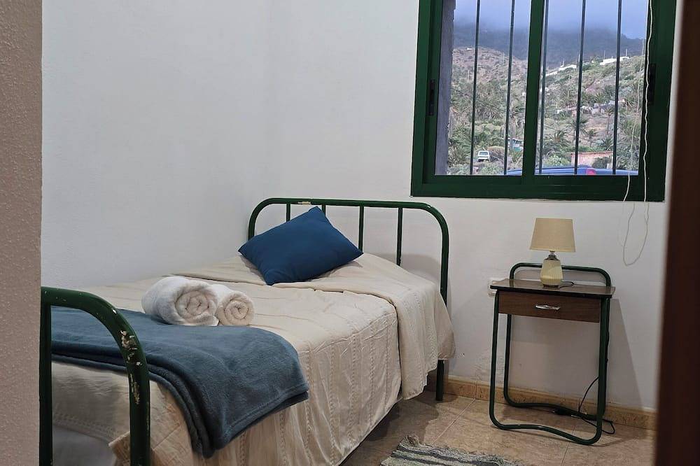 Rustic House Sea Views & Minibar in Vallehermoso, La Gomera
