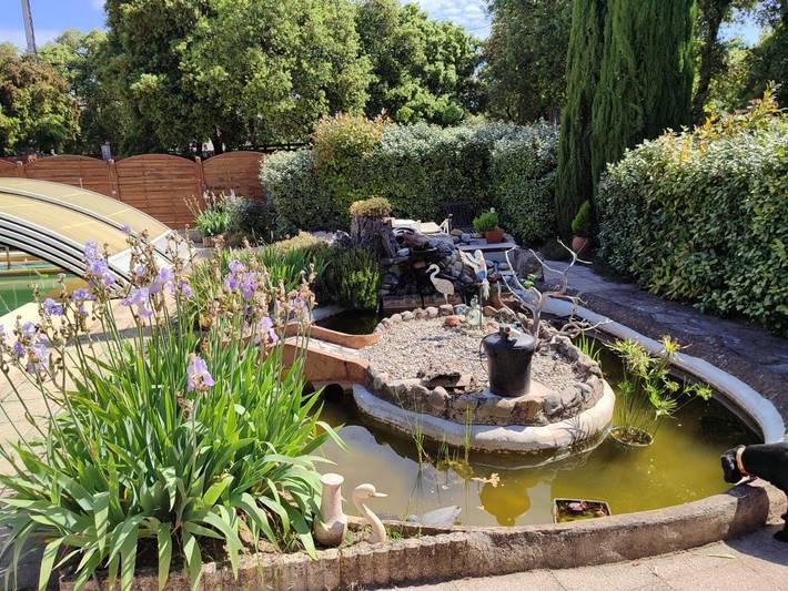 Location de vacances pour 2 personnes, avec vue ainsi que piscine et jardin à Saint-Restitut - 4