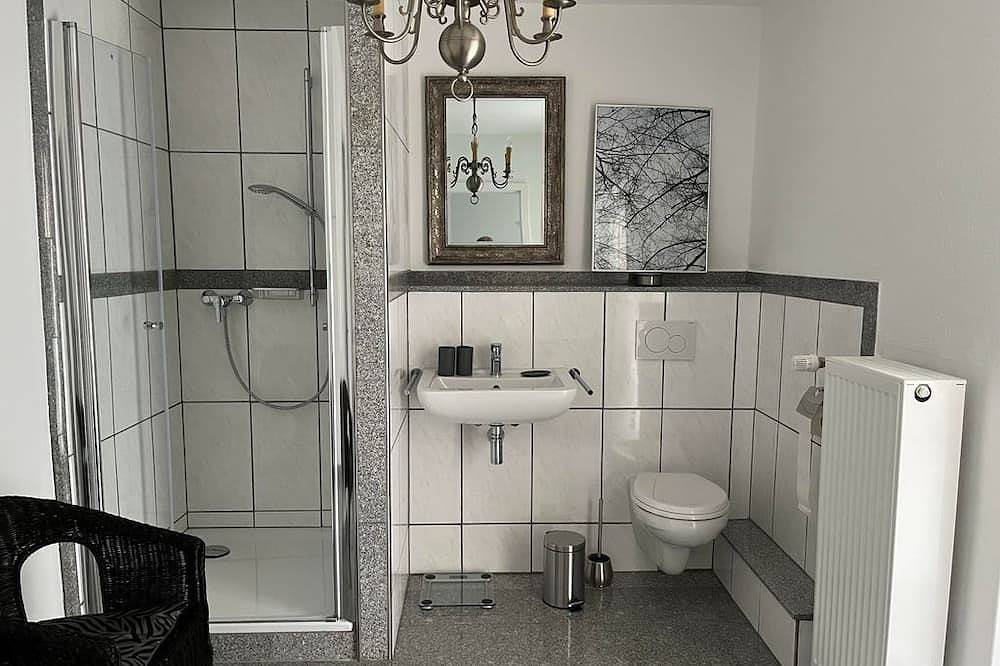 Ganze Wohnung, 2-Bett-Wohnung 1. Og Sonnenblick - Haus Arthur Klingels, Ferienwohnungen in Bad Bertrich, Traben-Trarbach und Umbegung