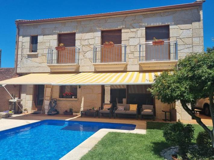 Casa de vacaciones para 6 personas, con jardín además de vistas y piscina - 1