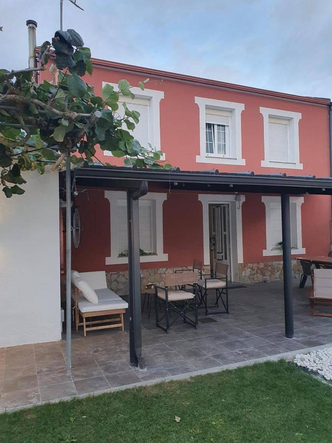 Casa Flor Delfin Ribadeo in Ribadeo, Rías Altas