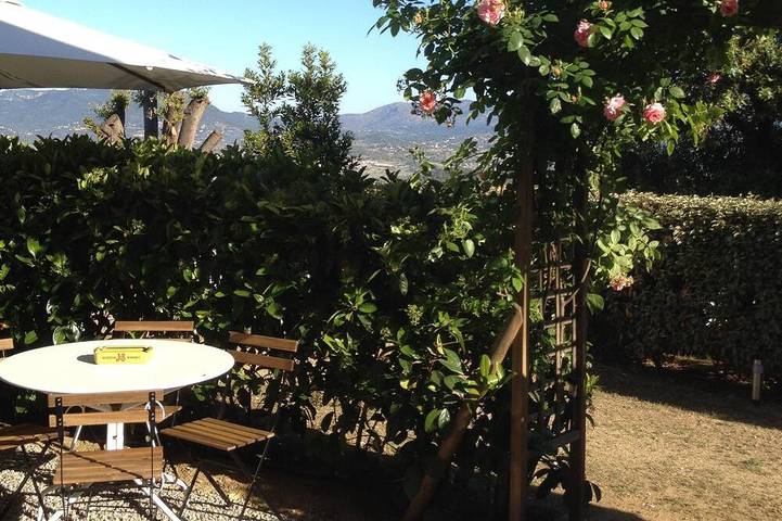 Appartement de vacances pour 3 personnes, avec jardin