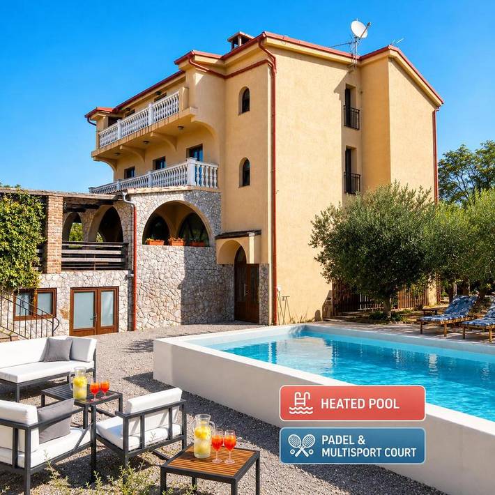 Ferienwohnung für 2 Personen, mit Balkon und Terrasse sowie Garten und Pool