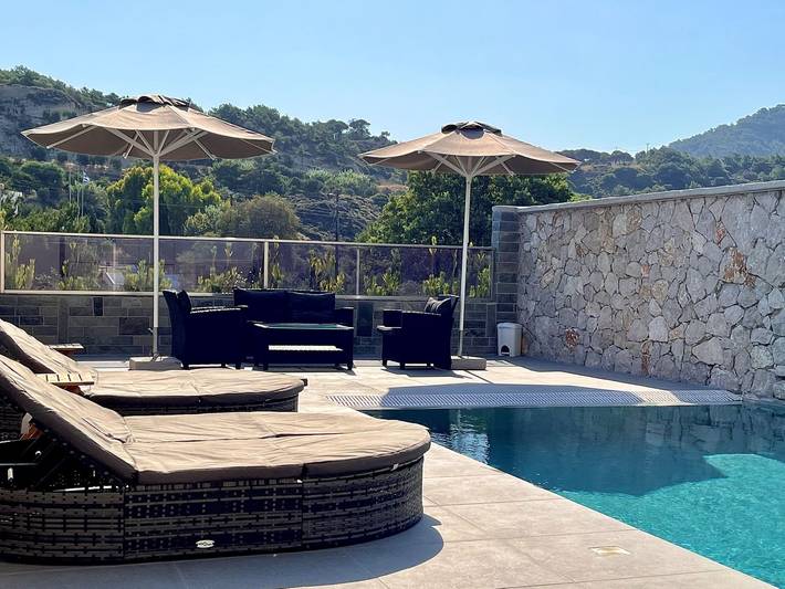 Ferienhaus für 4 Personen, mit Garten und Pool auf Rhodos