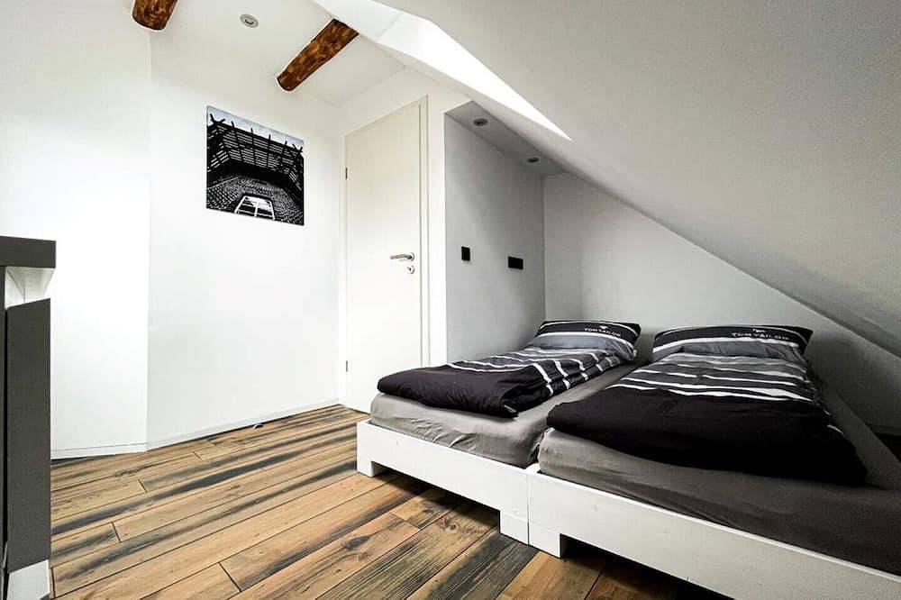 Ganze Wohnung, Fewo Mühlenkieker im historischen Warftendorf Rysum in direkter Nähe zur Nordsee in Rysum, Krummhörn