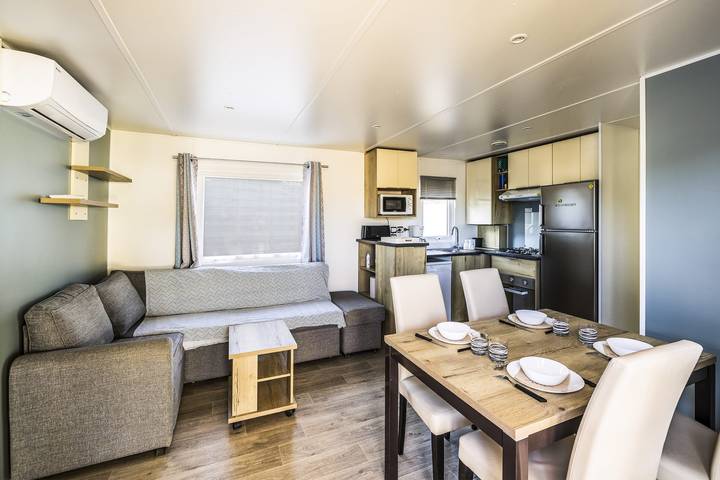 Location de vacances pour 6 personnes, avec piscine et terrasse à Sainte-Marie-la-Mer - 2