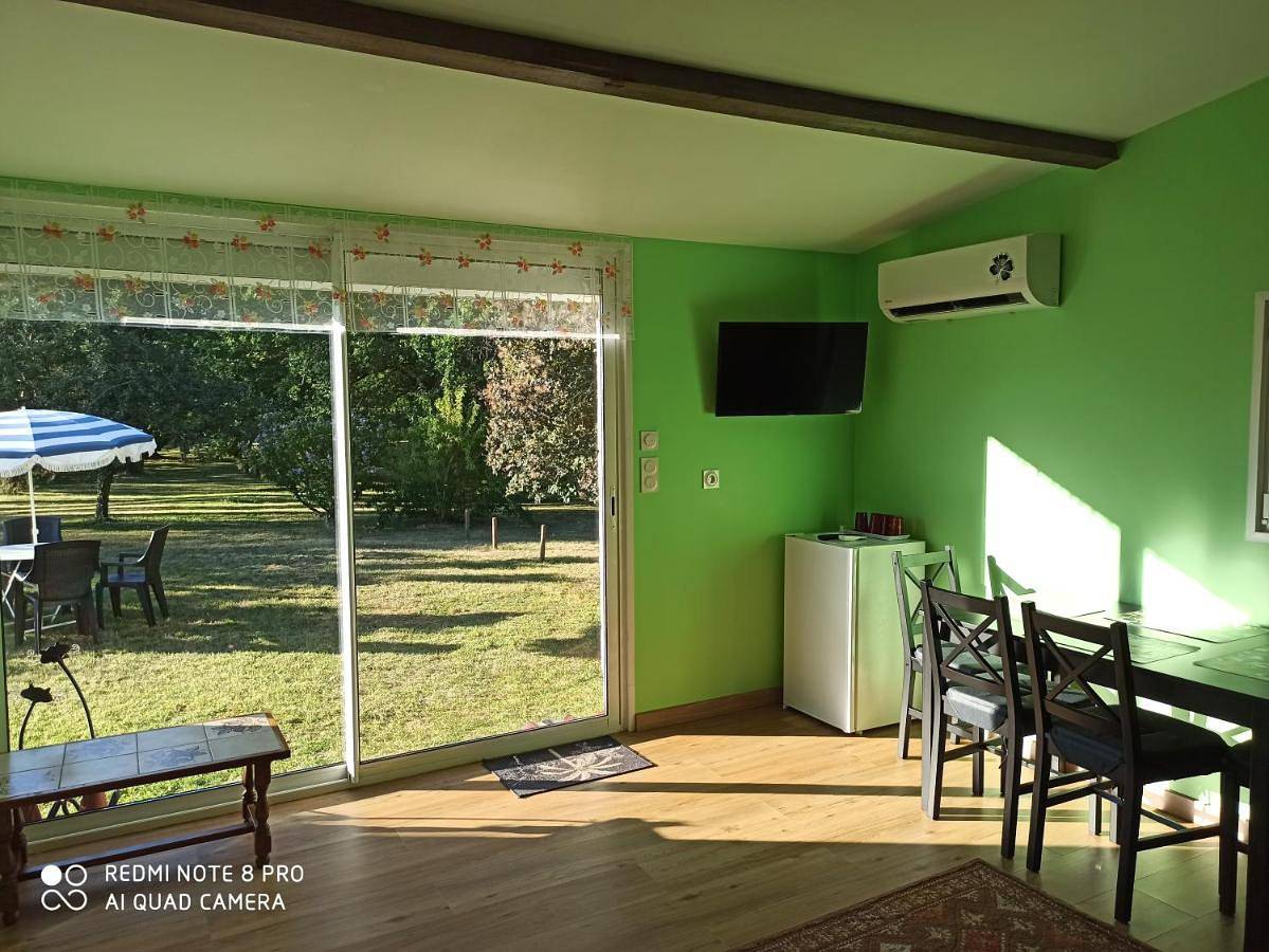 Les Caboderies chambre familiale privée indépendante 2 lits in Selles-sur-Cher, Sologne