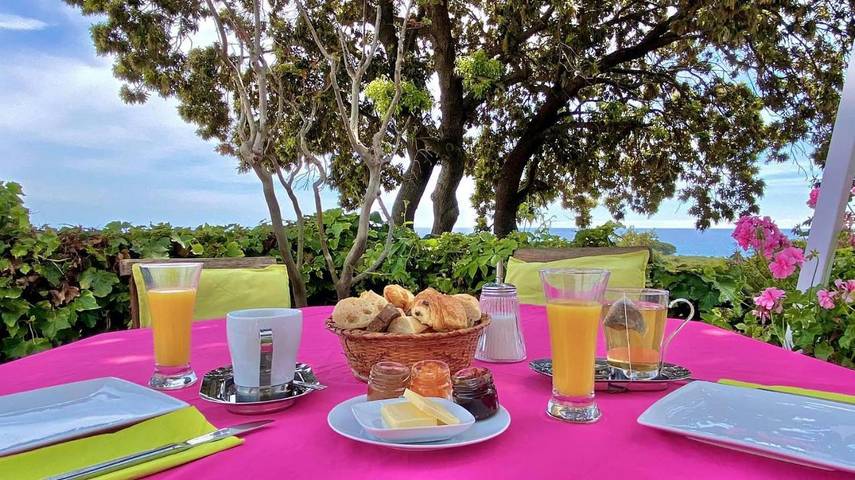 Chambre d’hôte pour 5 personnes, avec jardin et vue, animaux acceptés en Corse - 3
