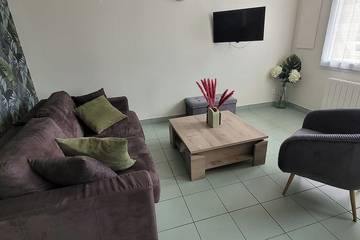 Gîte pour 4 personnes, avec jardin dans Le Fort-Bloqué