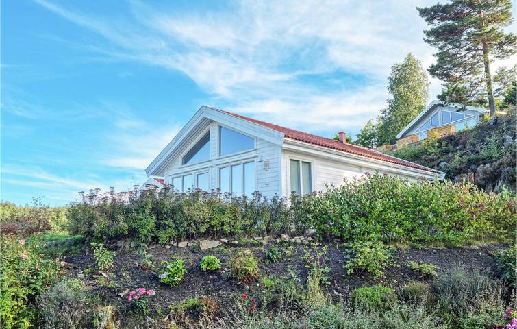 Ferienhaus für 6 Personen, mit Garten und Terrasse in Tvedestrand