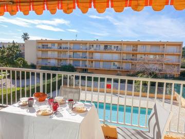 Appartement De Vacances pour 5 Personnes dans Le Lavandou, Région de Toulon, Photo 2