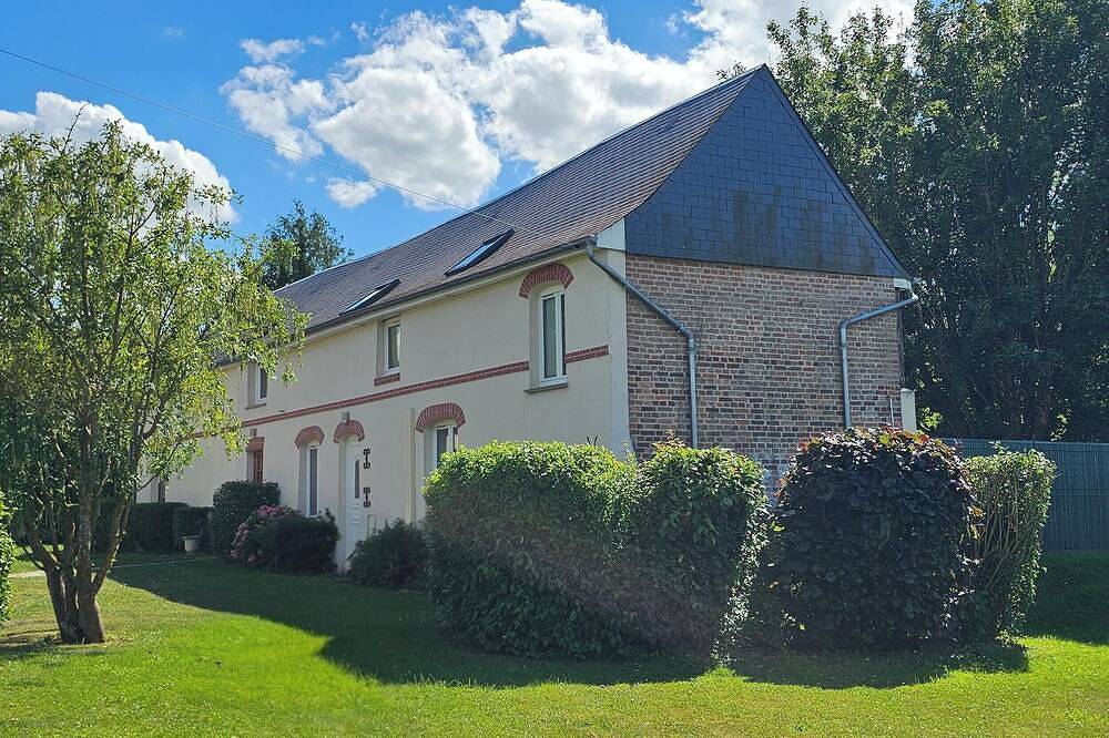 Maison à la campagne, entre Paris et Deauville, avec beau jardin in Montaure, Région de Les Andelys