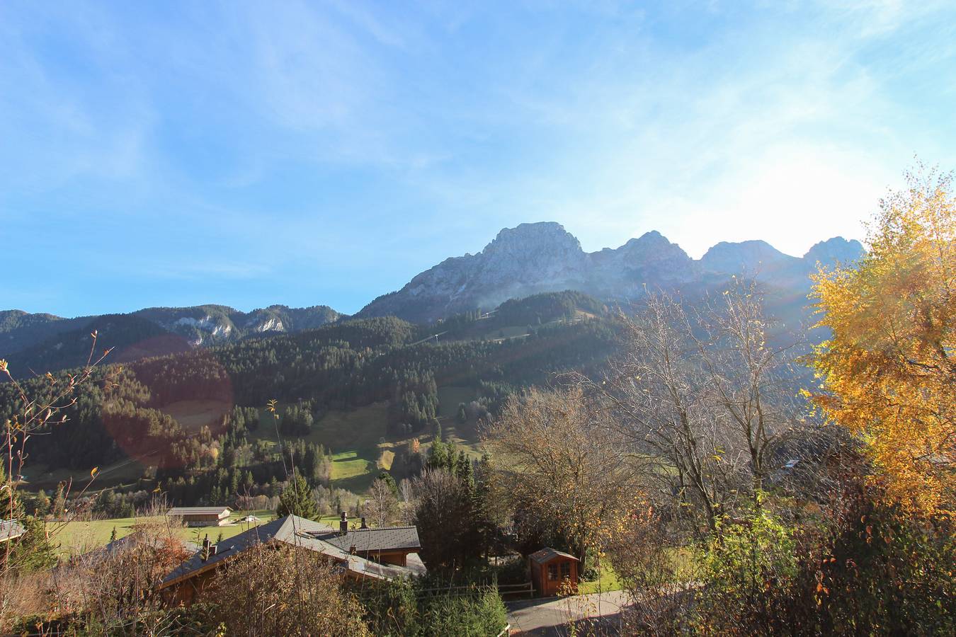 Apartamento vacacional entero, Chalet Les Jumelles - 5 Schlafzimmer, 160m², 10 Personen in Rougemont, Pays-d'Enhaut Region
