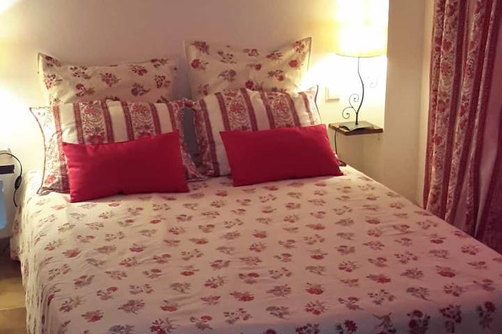 Location de vacances pour 4 personnes, avec terrasse et jardin, animaux acceptés à Le Tignet - 2