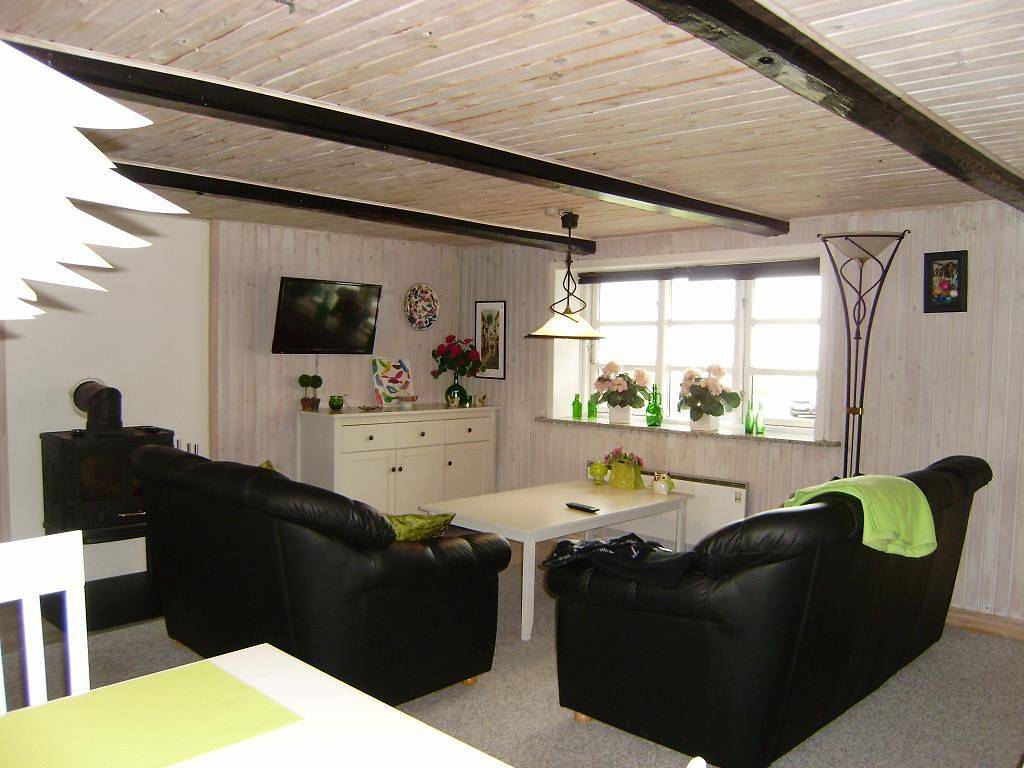 Schönes Ferienhaus mit schöner Aussicht über den Limfjord, in der Nähe vom Ørding Feriendorf. Wlan. in Ørding, Morsø