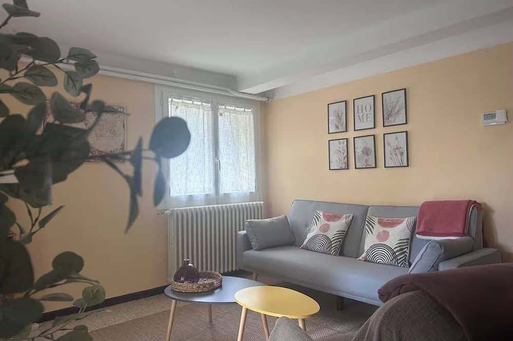 Apartamento entero, La Soleillade in Manosque, Parque natural regional del Luberon