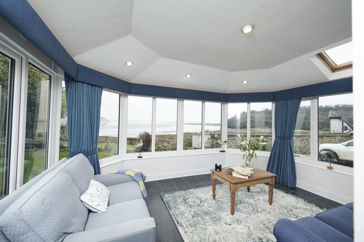 Cottage for 12 people, with garden in Laugharne