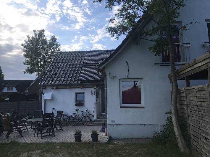 Reizende 1-Zimmer-Wohnung mit Terrasse, 1,5 km vom Mönkeberger Strand entfernt in Kieler Förde, Kiel