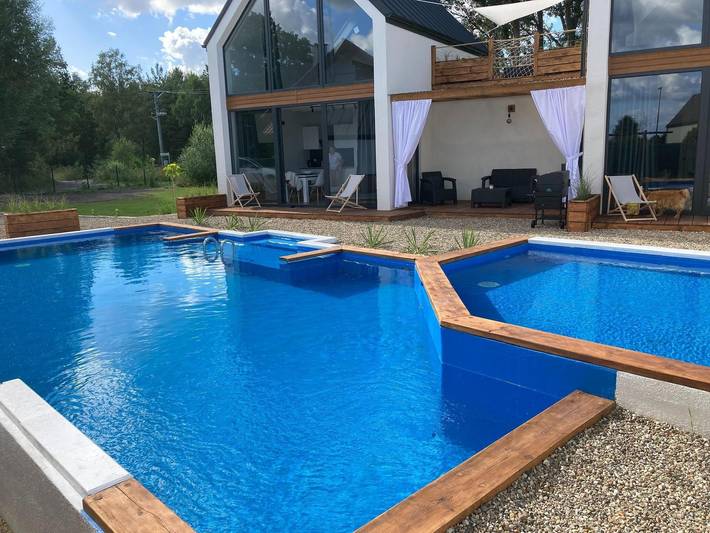 Ferienhaus in Świnoujście mit Pool in Swinemünde, Stettiner Haff