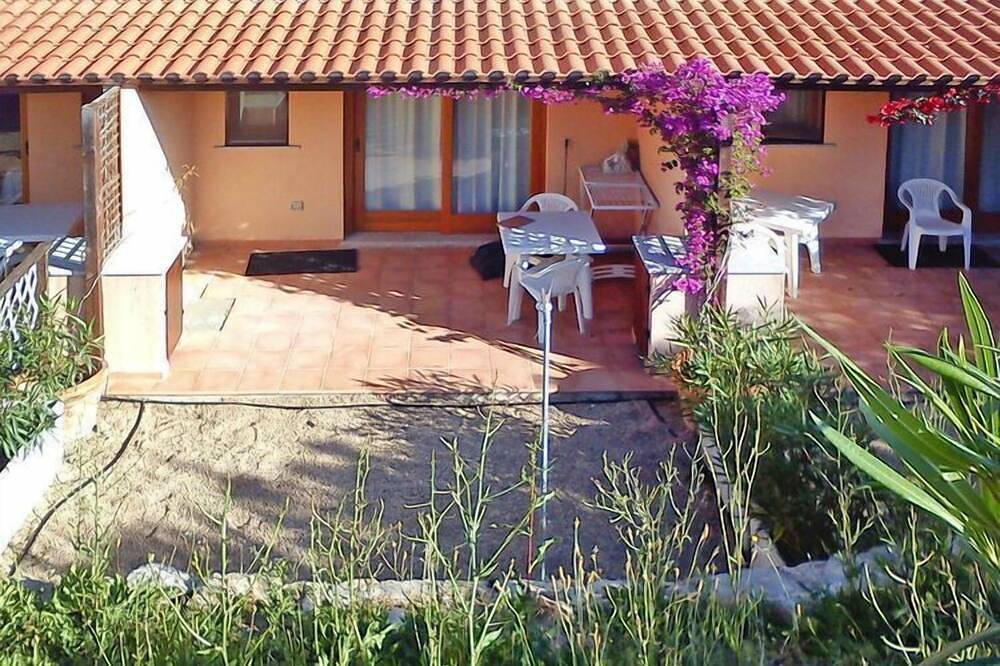 Casa adosada en Cerdeña junto al paraíso surf in Palau (Cerdeña), Gallura