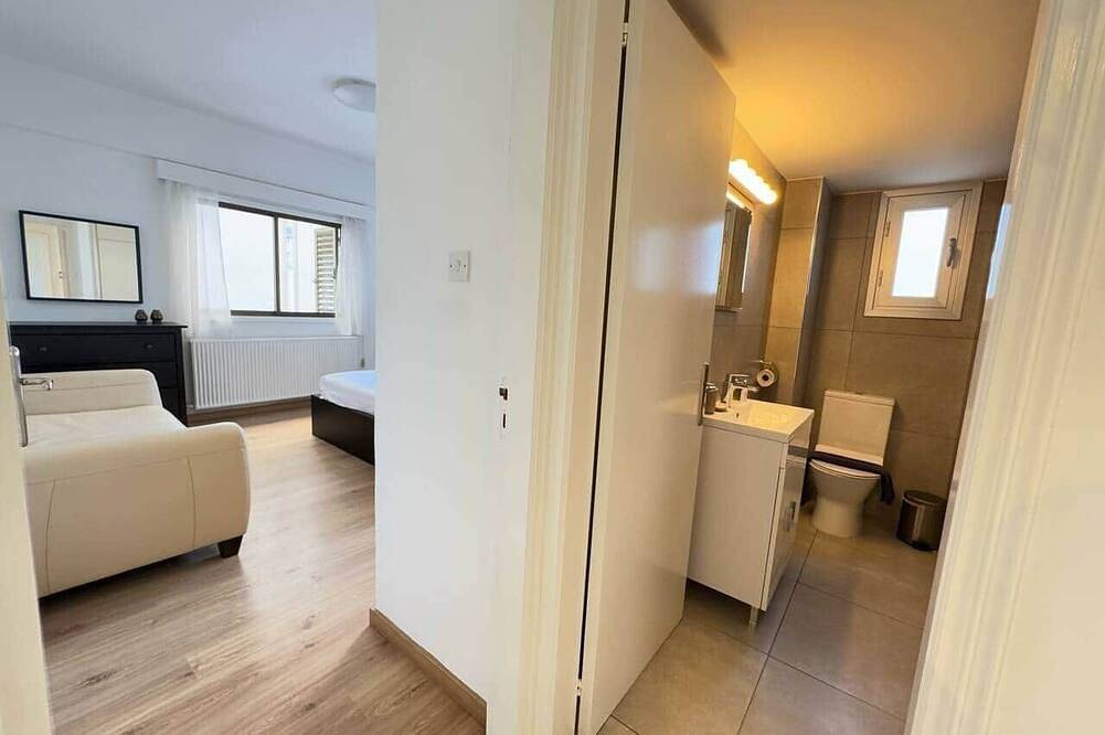 Entire apartment, Wealthystays: Stasandrou Residence in Nicosia, South Cyprus