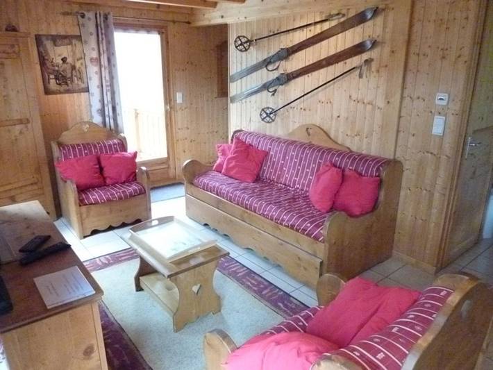Gîte pour 8 personnes, avec balcon à Le Biot - 2
