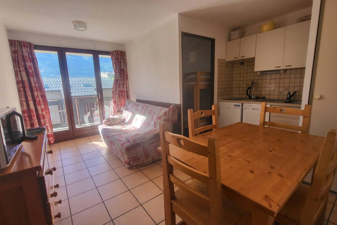 Ganzes Studio, Studio für 4 Personen mit Balkon in Briançon, Serre Chevalier