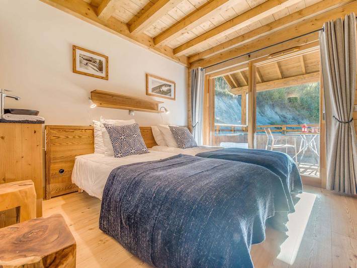 Gîte pour 10 personnes dans Office De Tourisme De Champagny En Vanoise - 4