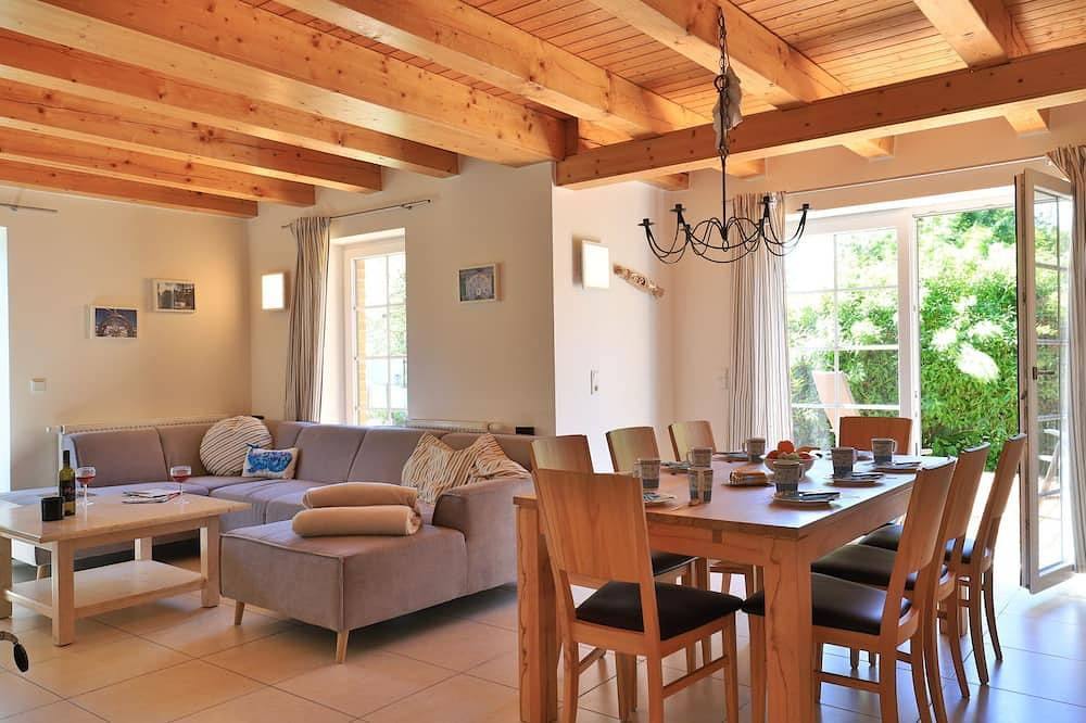 Ganze Wohnung, Wellenreiter Ferienhaus in Groß Schwansee, Kalkhorst