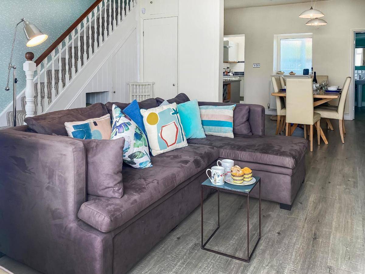 Three-Bedroom Holiday Home in Portscatho, Cornwall