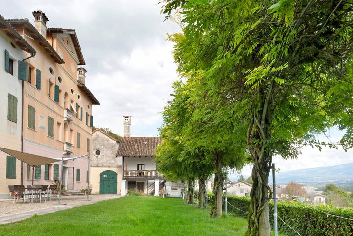 Apartamento entero, Apartamento 'Bivai - Chardonnay' con piscina compartida, jardín compartido y Wi-Fi in Santa Giustina, Grupo Cimonega