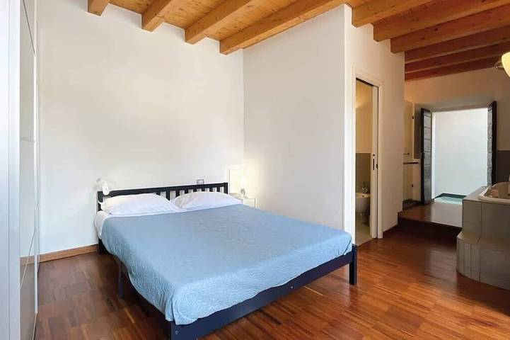 Ferienwohnung für 6 Personen, mit Whirlpool in Lecco - 3