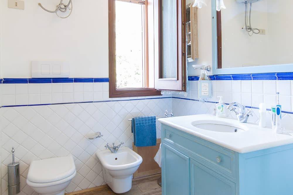 Villa entre mar y montaña con piscina privada y vista al mar con piscina privada in Capaci, Provincia de Palermo