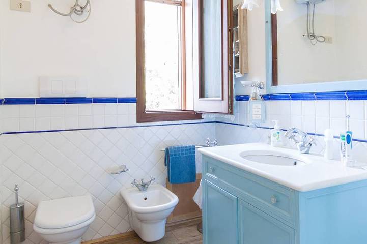 Villa between sea and mountain with private pool and sea view with private pool in Capaci, Palermo Province