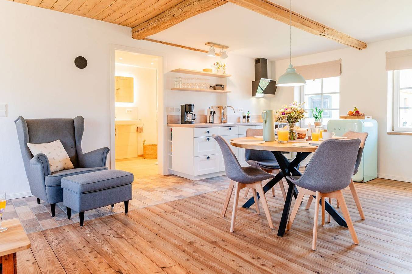 Ganze Wohnung, Ferienwohnung Teve im Reethus Mühlenlund in Quern, Steinbergkirche